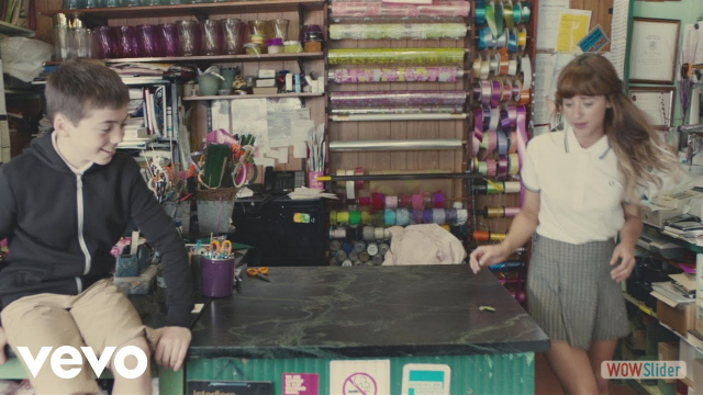 Foxes - Feet Don't Fail Me Now (Official Video)